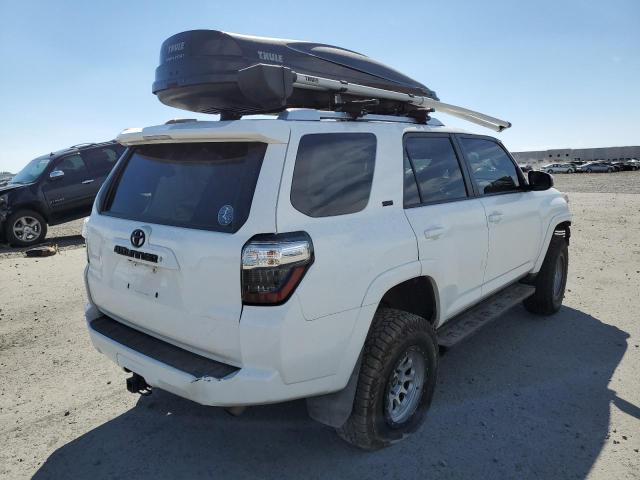 Photo 4 from auction – 2016 TOYOTA 4RUNNER SR with VIN JTEBU5JR0G5307636