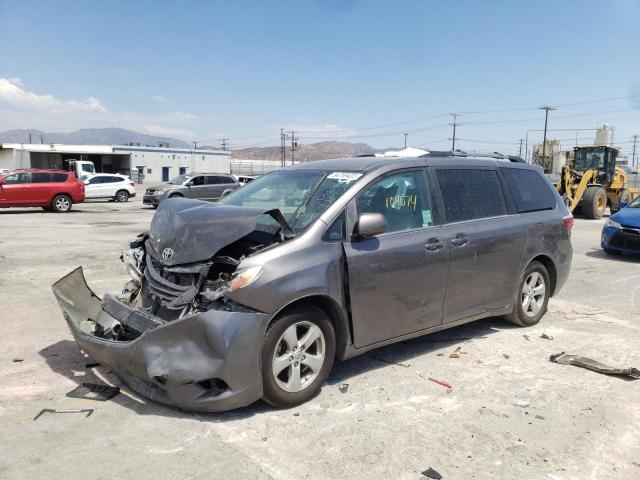 Photo 2 from auction – 2015 TOYOTA SIENNA LE with VIN 5TDKK3DC6FS596598