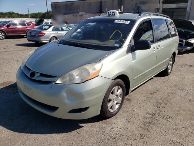Photo 2 from auction – 2010 TOYOTA SIENNA with VIN 5TDKK4CC7AS330359