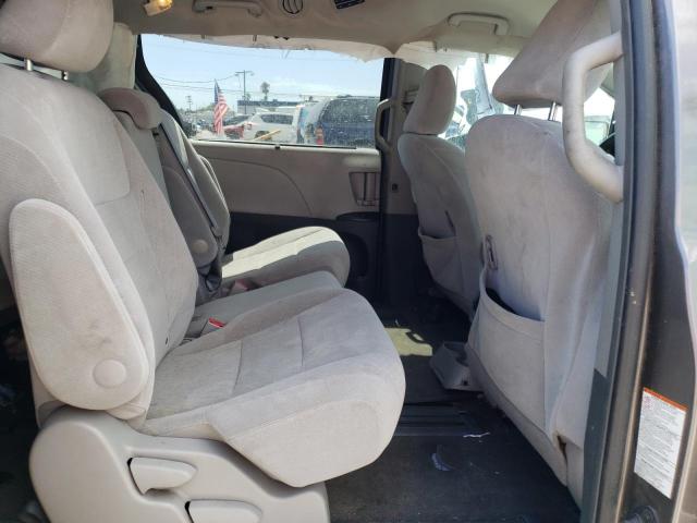 Photo 6 from auction – 2015 TOYOTA SIENNA LE with VIN 5TDKK3DC6FS596598