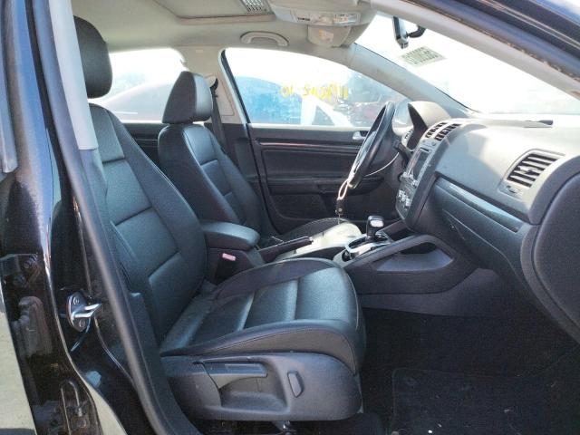 Photo 5 from auction – 2010 VOLKSWAGEN JETTA WOLF with VIN 3VWRA7AJXAM021700