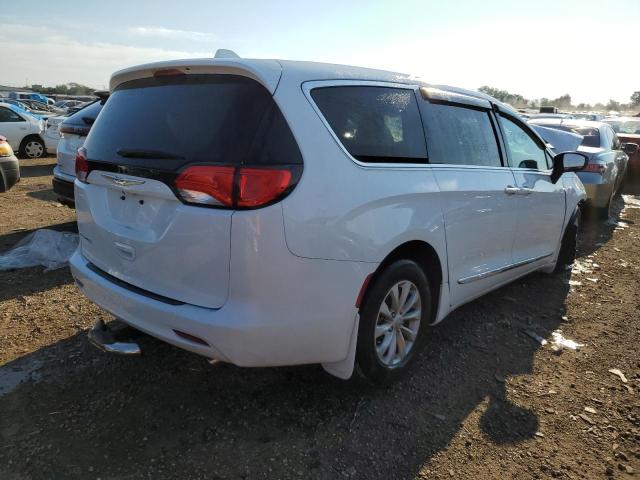 Photo 4 from auction – 2017 CHRYSLER PACIFICA T with VIN 2C4RC1DG0HR588558