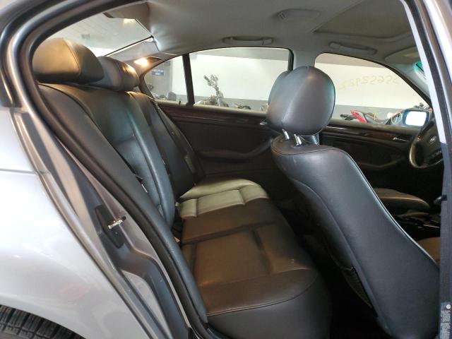 Photo 6 from auction – 2005 BMW 325 I with VIN WBAET37465NJ88098