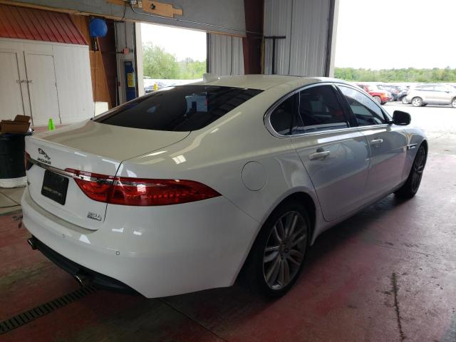 Photo 4 from auction – 2018 JAGUAR XF PRESTIG with VIN SAJBK4EV2JCY57064