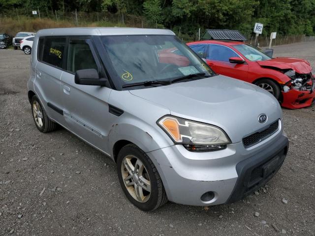 KIA SOUL 2010 with VIN KNDJT2A22A7027989 - Photo from auction