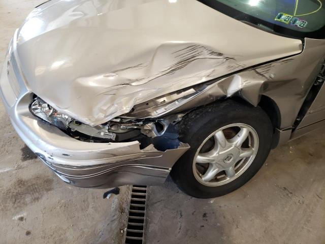 Photo 9 from auction – 2002 BUICK REGAL with VIN 2G4WB52K321237679