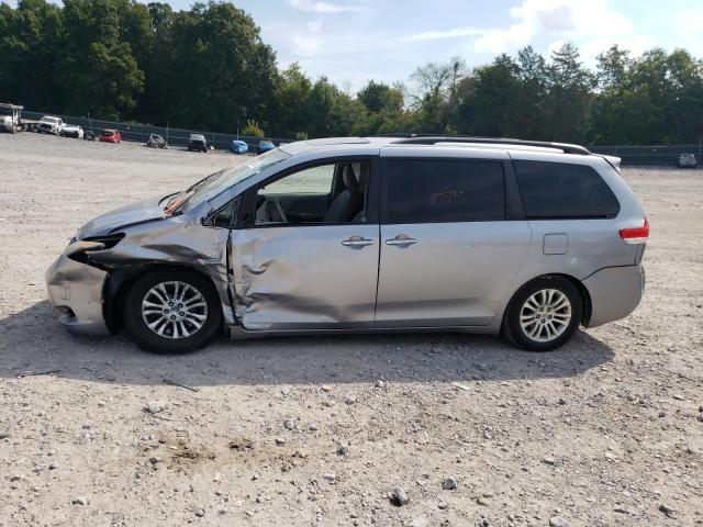 Photo 10 from auction – 2012 TOYOTA SIENNA XLE with VIN 5TDYK3DC1CS210708