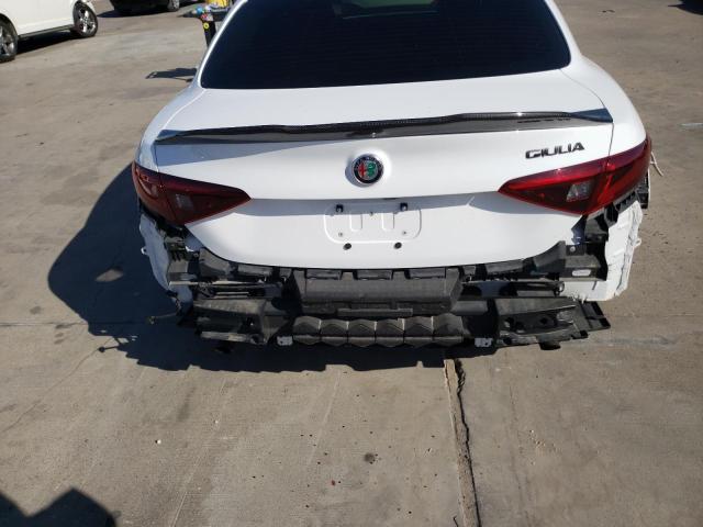 Photo 9 from auction – 2017 ALFA ROMEO GIULIA with VIN ZARFAEBN1H7550278