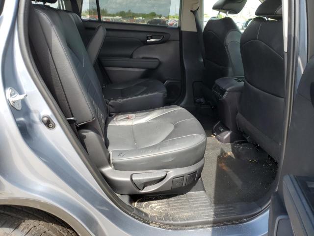 Photo 6 from auction – 2022 TOYOTA HIGHLANDER with VIN 5TDGZRAH4NS092862