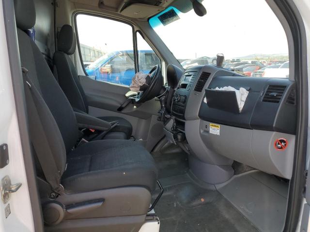Photo 5 from auction – 2016 MERCEDES-BENZ SPRINTER 2 with VIN WD3PE7DD2GP290128