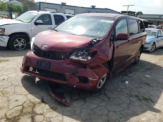 Photo 2 from auction – 2015 TOYOTA SIENNA LE with VIN 5TDKK3DC3FS572727