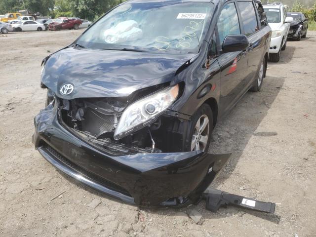 Photo 2 from auction – 2015 TOYOTA SIENNA LE with VIN 5TDKK3DC7FS680266