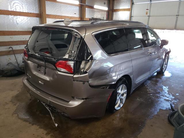 Photo 4 from auction – 2017 CHRYSLER PACIFICA T with VIN 2C4RC1EG6HR721807
