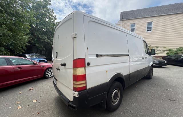Photo 4 from auction – 2007 DODGE SPRINTER 2 with VIN WD0PE746675134233
