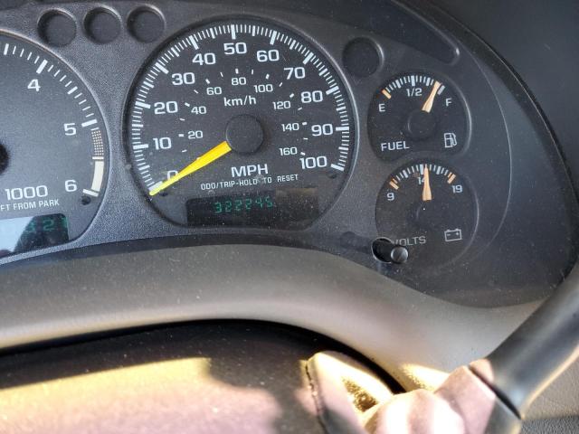 Photo 8 from auction – 2000 CHEVROLET BLAZER with VIN 1GNCS13W1Y2170758