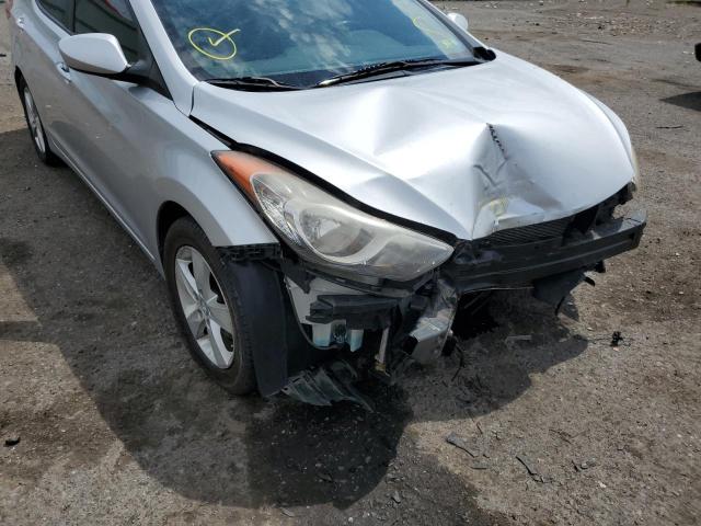 Photo 9 from auction – 2011 HYUNDAI ELANTRA GL with VIN KMHDH4AE2BU139890