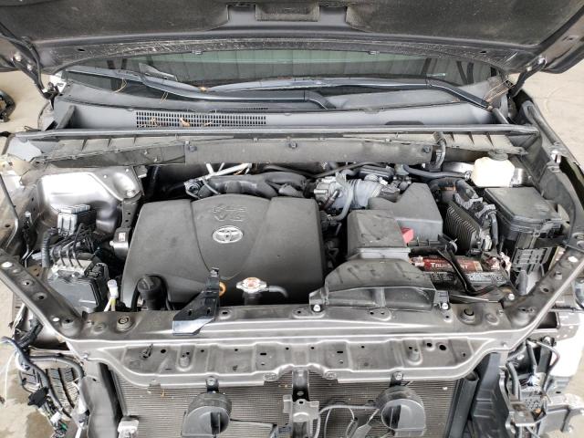 Photo 7 from auction – 2017 TOYOTA HIGHLANDER with VIN 5TDYZRFH8HS231022