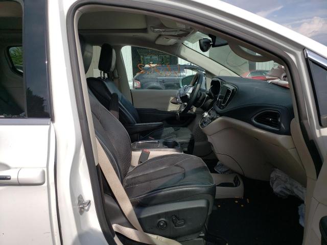 Photo 5 from auction – 2017 CHRYSLER PACIFICA with VIN 2C4RC1GG7HR744655