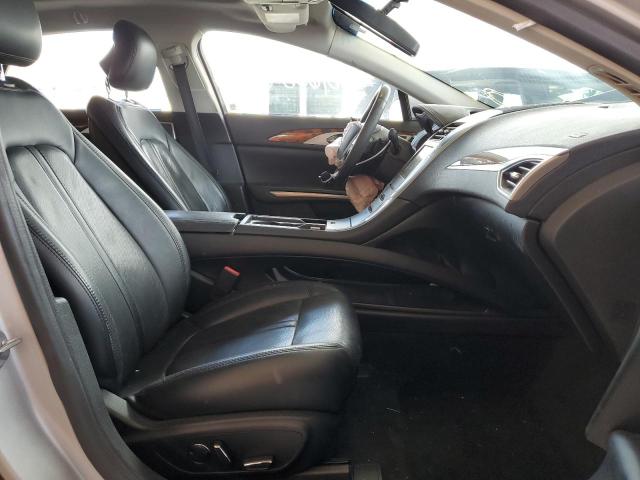 Photo 5 from auction – 2016 LINCOLN MKZ with VIN 3LN6L2J98GR612690