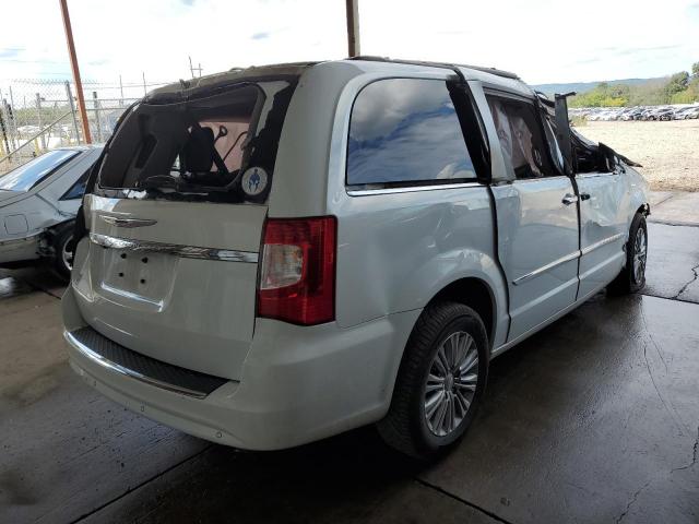 Photo 4 from auction – 2016 CHRYSLER TOWN & COU with VIN 2C4RC1CG9GR148967