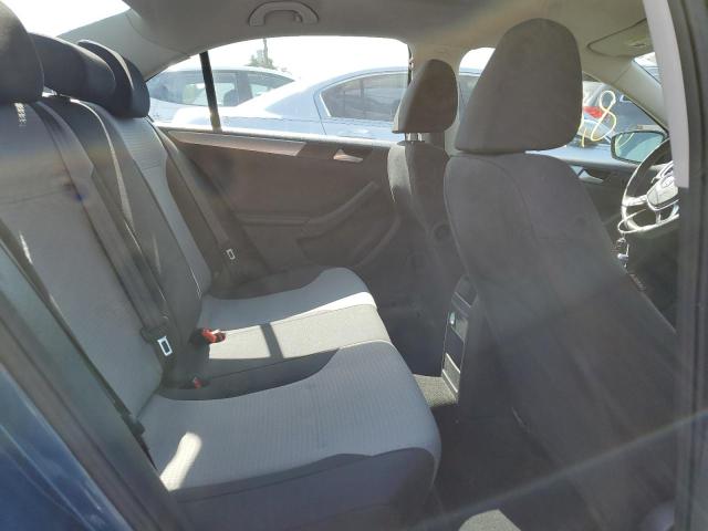 Photo 6 from auction – 2017 VOLKSWAGEN JETTA with VIN 3VW2B7AJ0HM257393