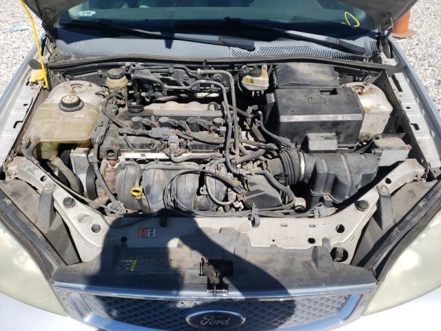 Photo 7 from auction – 2005 FORD FOCUS ZX4 with VIN 1FAFP34N75W233669