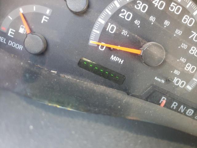 Photo 8 from auction – 2002 FORD F150 with VIN 1FTRW07642KC22922
