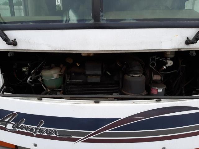 Photo 7 from auction – 1999 WINNEBAGO ADVENTURER with VIN 3FCMF53SXXJA13681