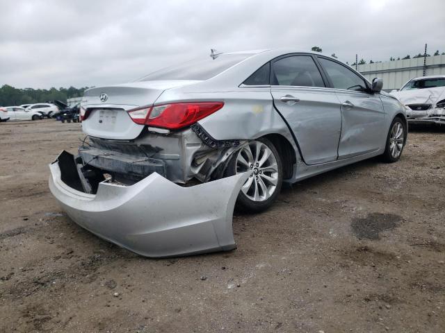 Photo 4 from auction – 2012 HYUNDAI SONATA SE with VIN 5NPEC4ACXCH480245