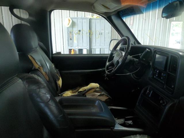 Photo 5 from auction – 2004 CHEVROLET AVALANCHE with VIN 3GNEC12T54G220883