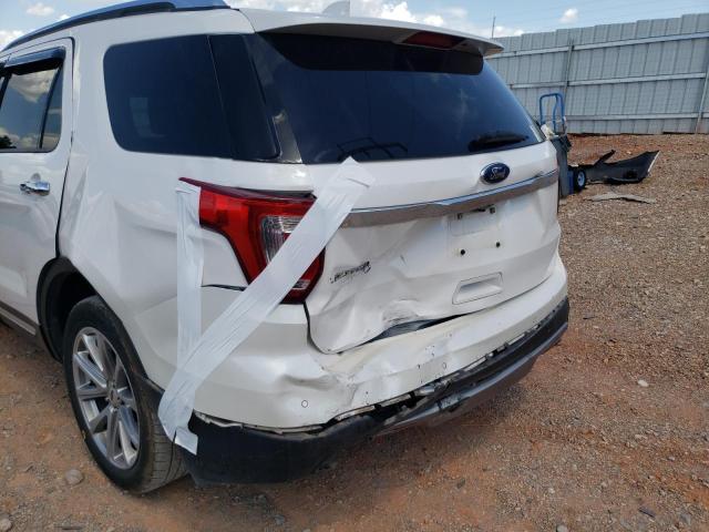 Photo 9 from auction – 2017 FORD EXPLORER L with VIN 1FM5K7F85HGA89925