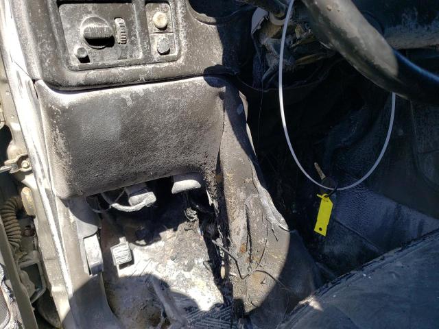 Photo 9 from auction – 2002 GMC SIERRA K25 with VIN 1GTHK23182F157630