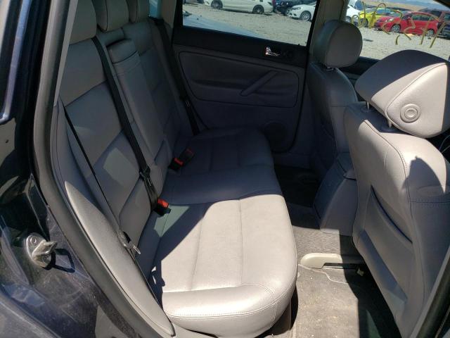 Photo 6 from auction – 2005 VOLKSWAGEN PASSAT with VIN WVWCD63B35E137025