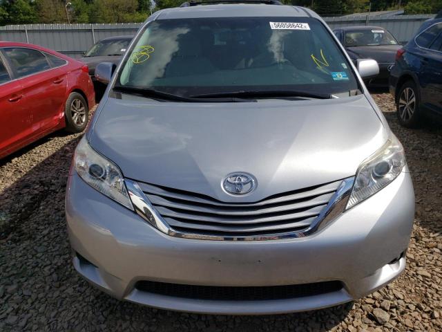 Photo 9 from auction – 2015 TOYOTA SIENNA LE with VIN 5TDJK3DC8FS124916