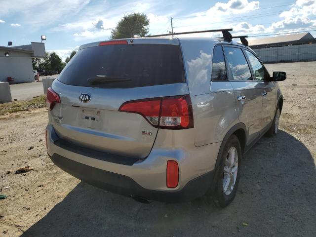 Photo 4 from auction – 2015 KIA SORENTO LX with VIN 5XYKTCA61FG582973