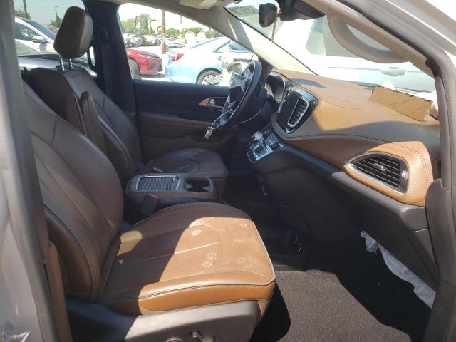 Photo 5 from auction – 2017 CHRYSLER PACIFICA L with VIN 2C4RC1GG6HR643915