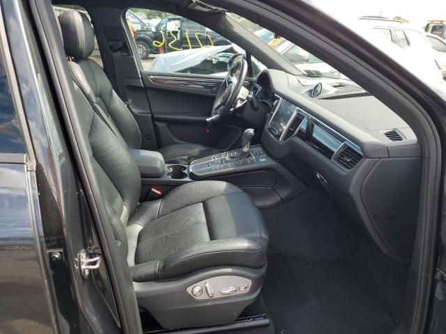 Photo 5 from auction – 2017 PORSCHE MACAN with VIN WP1AA2A55HLB80320