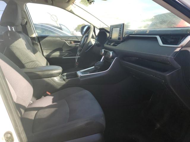 Photo 5 from auction – 2019 TOYOTA RAV4 XLE with VIN JTMP1RFV1KD005769