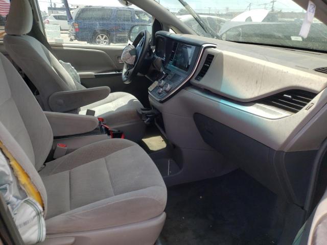 Photo 5 from auction – 2015 TOYOTA SIENNA LE with VIN 5TDKK3DC6FS596598