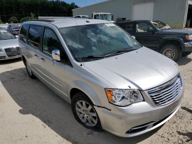 CHRYSLER TOWN & COU 2011 with VIN 2A4RR8DG3BR665903 - Photo from auction