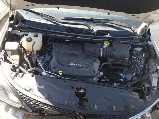 Photo 7 from auction – 2017 CHRYSLER PACIFICA L with VIN 2C4RC1GG6HR643915