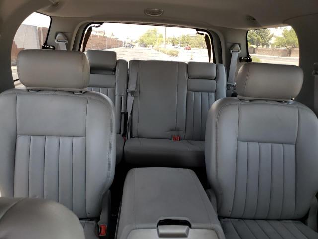 Photo 6 from auction – 2004 LINCOLN NAVIGATOR with VIN 5LMFU27R64LJ37813