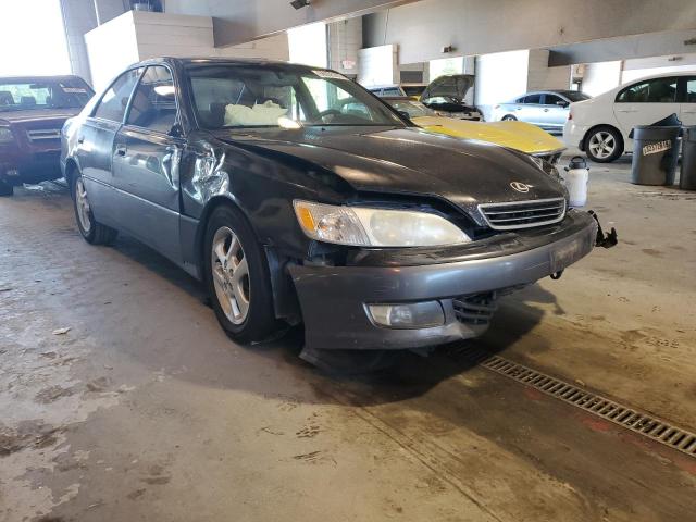 LEXUS ES 300 2000 with VIN JT8BF28G4Y5075947 - Photo from auction