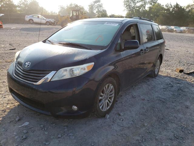 Photo 2 from auction – 2011 TOYOTA SIENNA XLE with VIN 5TDYK3DC9BS011842