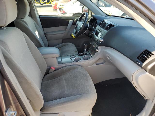Photo 5 from auction – 2011 TOYOTA HIGHLANDER with VIN JTEBC3EH8B2002937