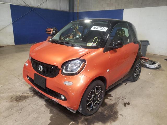 Photo 2 from auction – 2017 SMART FORTWO with VIN WMEFJ5DA4HK172136