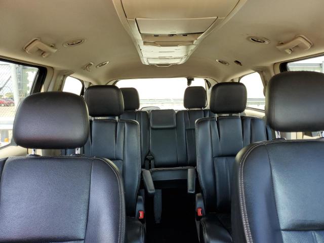 Photo 9 from auction – 2012 CHRYSLER TOWN & COU with VIN 2C4RC1BG6CR375352