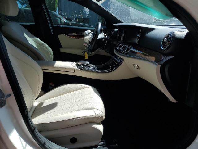Photo 5 from auction – 2017 MERCEDES-BENZ E 300 4MAT with VIN WDDZF4KB7HA035593