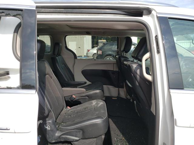 Photo 6 from auction – 2017 CHRYSLER PACIFICA with VIN 2C4RC1GG7HR744655