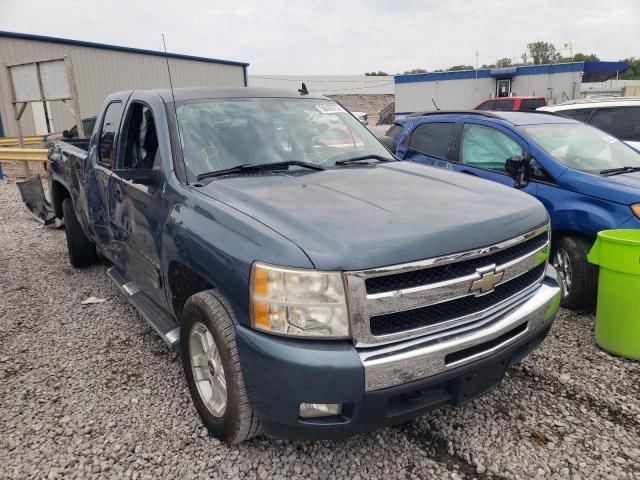 CHEVROLET SILVERADO 2011 with VIN 1GCRKSE39BZ182876 - Photo from auction